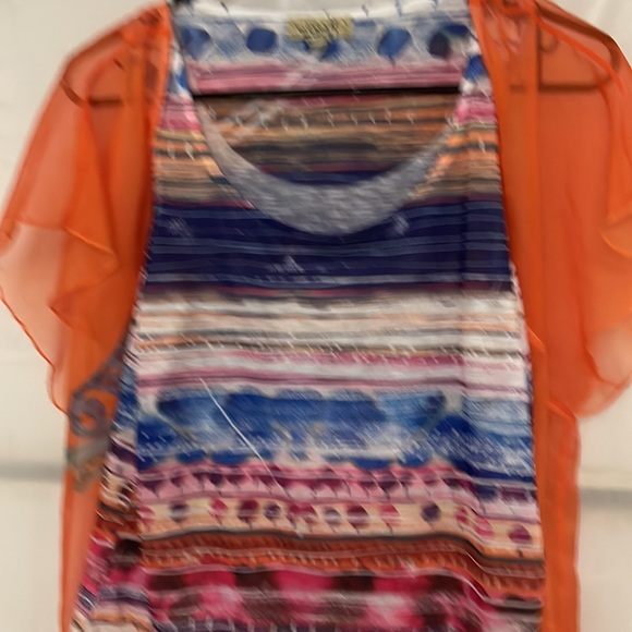 Top - Picture 4 of 4